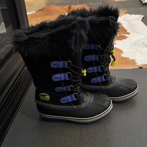 Sorel Black and Blue Fur-Lined Boots kids size 4